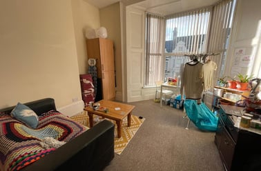 17 Woodland Terrace,, Greenbank, Plymouth - Image 2